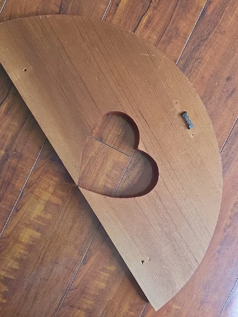 Welcome Heart-Cut Wooden Wall Decor in Brown and Cream